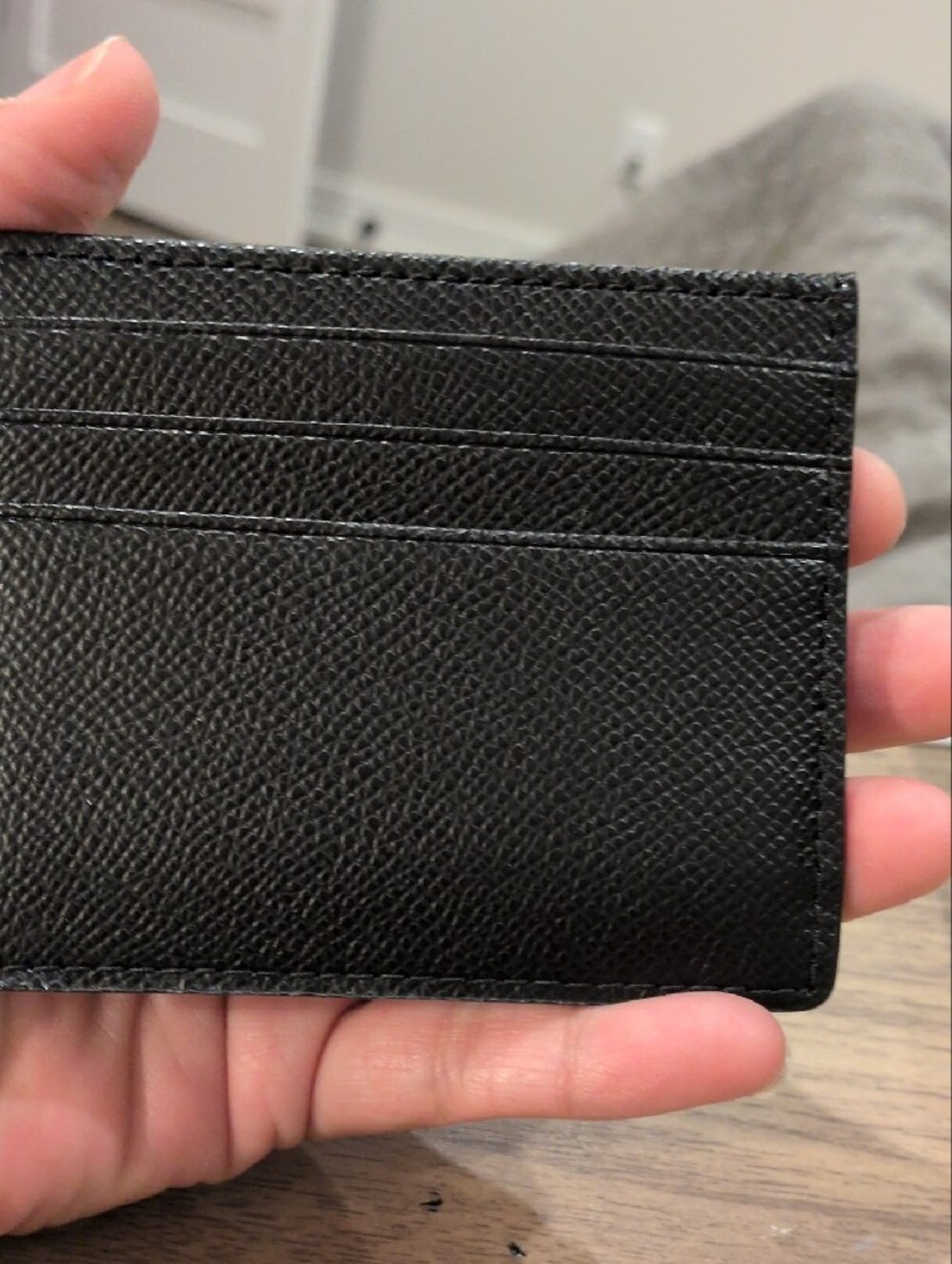 Furla Vintage Black Leather Card Case with Gold Logo - Picture 3 of 5
